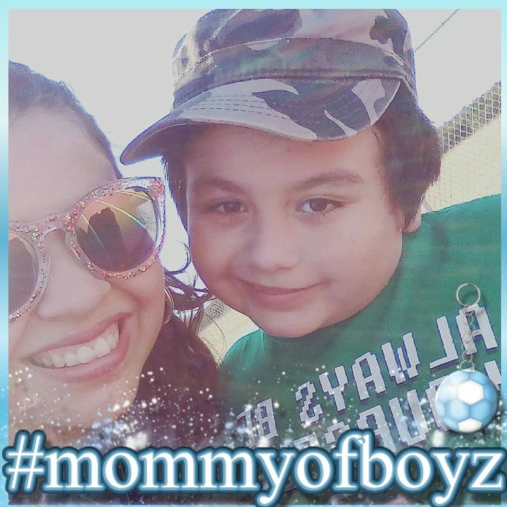 Meet your Posher, Zay